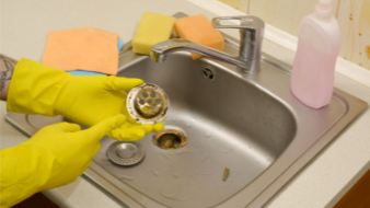 How to Fix a Slow Draining Plughole content image 1