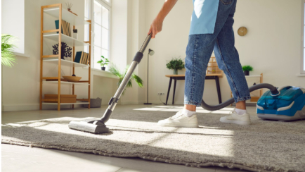 Helpi Team vs MyBuilder/Rated People/Checkatrade for Cleaners cover image