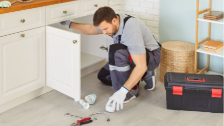 Weekend Plumber Jobs: Earn More Flexibly With Helpi content image 1