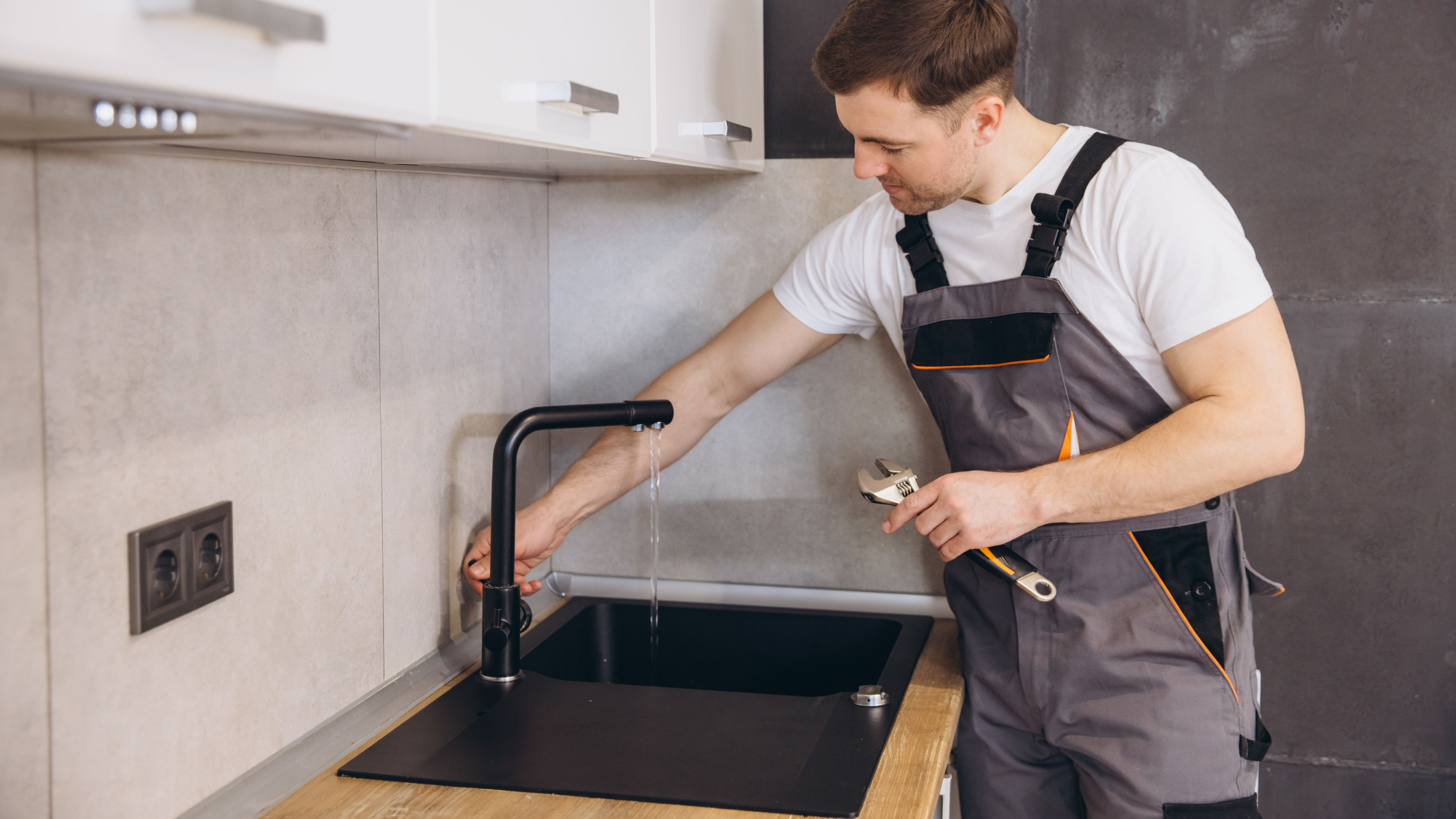 How to Join Helpi Team as a Plumber (Step-by-Step Guide) 🚿 content image 1