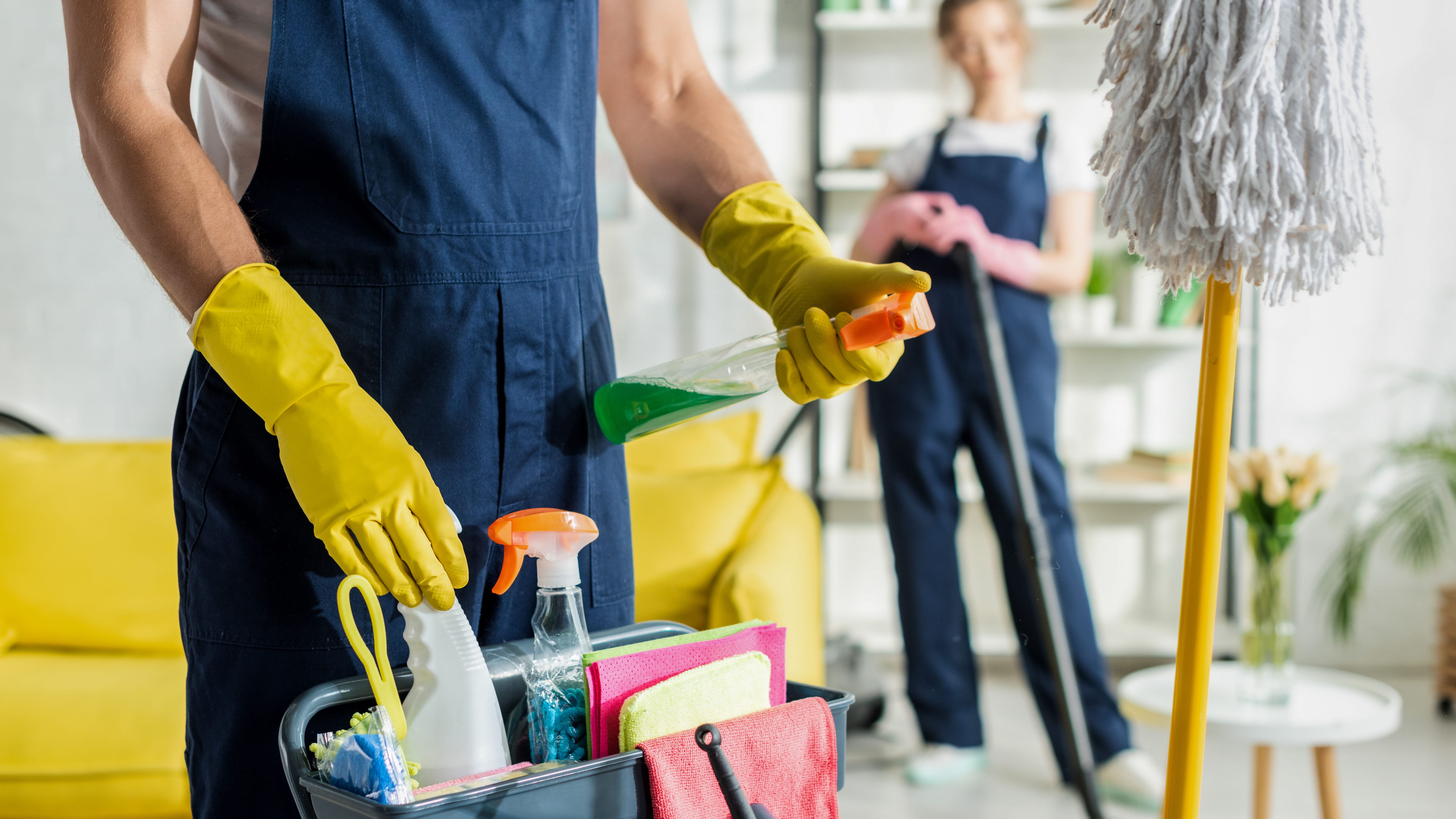 End of Tenancy Cleaning: The Complete Guide to Getting Your Full Deposit Back cover image