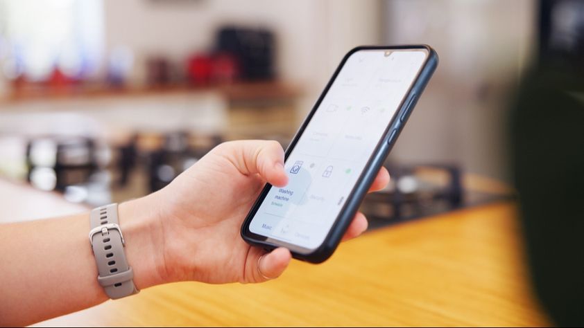 Book a Cleaner and Handyman in One App | Helpi cover image